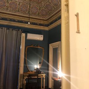 Camera standard con letto king size